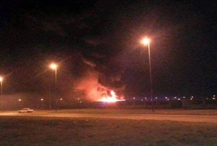 La imagen. Una vista del incendio desatado esta madrugada. Crédito foto: @leodelga2