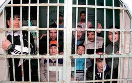 Presos pero con más plata que un jubilado. El aumento del SMVM disparó sus haberes. Foto: Cedoc