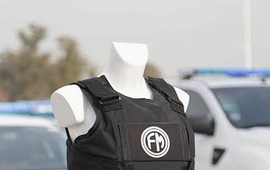 Crean chaleco antibala femenino