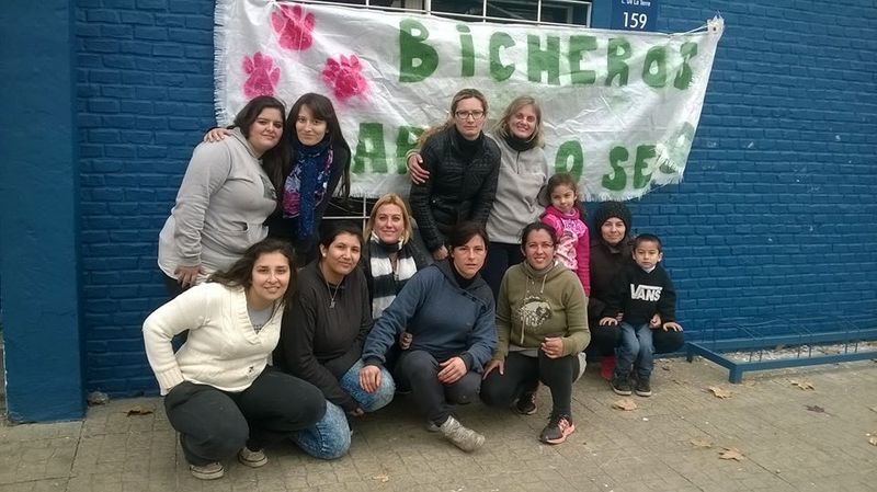 Algunas de las chicas que integran "Bicheros de Arroyo Seco". Foto: Facebook