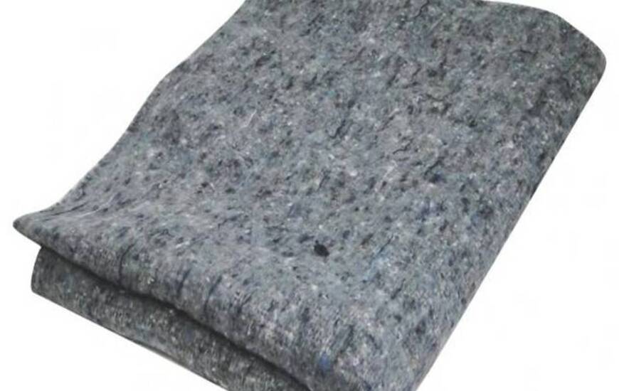 Al igual que la semana pasada en General Lagos, la vendedora ofrecía trapos de piso y rejillas. Foto: Imagen Ilustrativa