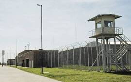 Allanan la cárcel de Piñero por llamadas extorsivas