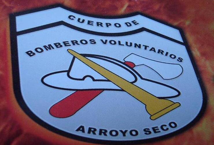 Personal de Bomberos Voluntarios prestó colaboración tras el accidente