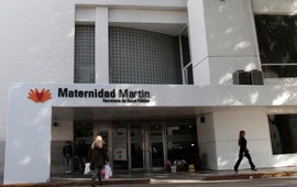 Mamá y bebé están en la maternidad Martin en buen estado.