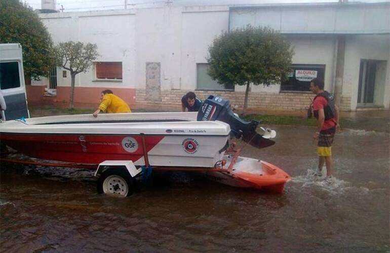 Imagen de Santa Fe: cerca de cien personas permanecen evacuadas