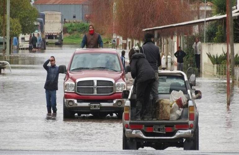 Medio pueblo de Sanford quedó bajo el agua. Foto: Radio Casilda