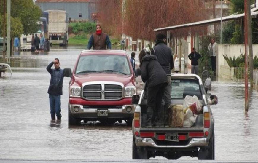 Medio pueblo de Sanford quedó bajo el agua. Foto: Radio Casilda