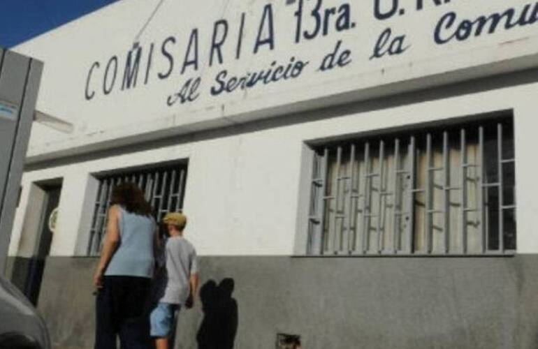 La denuncia por el asalto en calle Cerrito fue radicada en la seccional 13&ordf;. Foto: Archivo La Capital