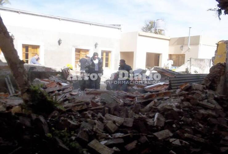 San Martín al 700. Los bomberos de Arroyo Seco prestaron colaboración en el lugar