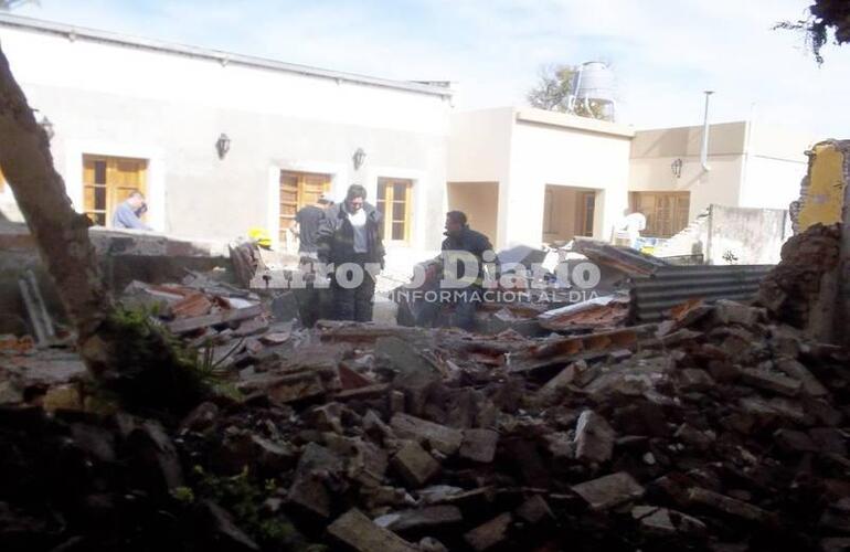 San Martín al 700. Los bomberos de Arroyo Seco prestaron colaboración en el lugar