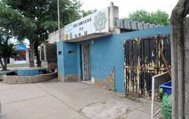 La subcomisaría 22ª. El homicidio ocurrió en esa jurisdicción y la mujer asesina quedó detenida en esa dependencia. Foto: Archivo La Capital