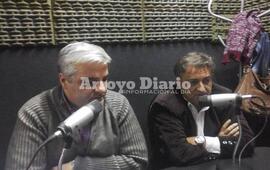 Nizar Esper y Gabriel Olivé en los estudios de Radio Extremo 106.9