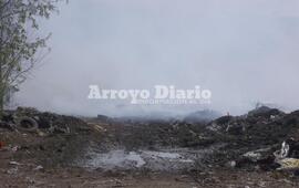 Imagen de Incendio en el basural: el aire se torna irrespirable y se multiplican las quejas