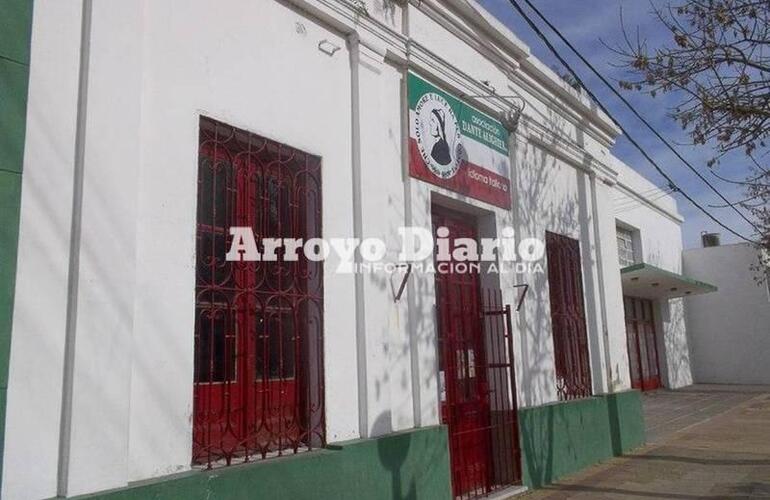 Asociación Dante Alighieri, Belgrano 705, Arroyo Seco.