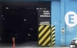 El estacionamiento donde fue hallado la camioneta de Sarjanovic. Foto: Rosario3