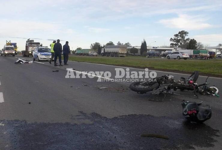 El accidente ocurrió a la altura de las estaciones de servicio YFP conocidas como "las gemelas".