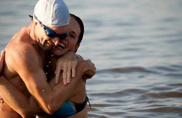 Imagen de Llega el estreno internacional de  �Abrazos de agua�, ser&aacute; en M&eacute;xico