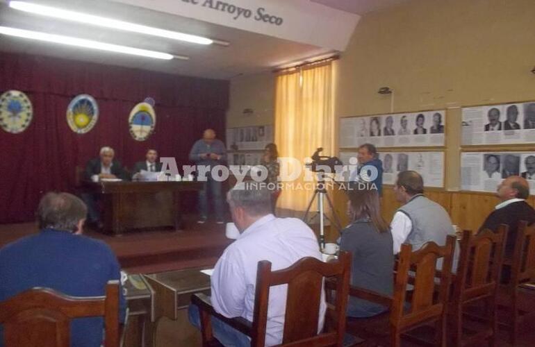 Imagen de Honorable Concejo Municipal: Sesi&oacute;n Ordinaria, martes 15 de septiembre de 2015