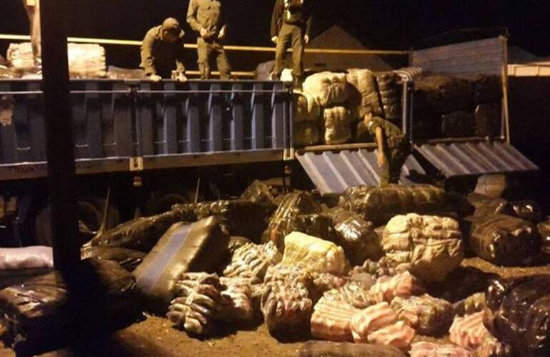 Gendarmería secuestró 32 millones de pesos en mercadería.