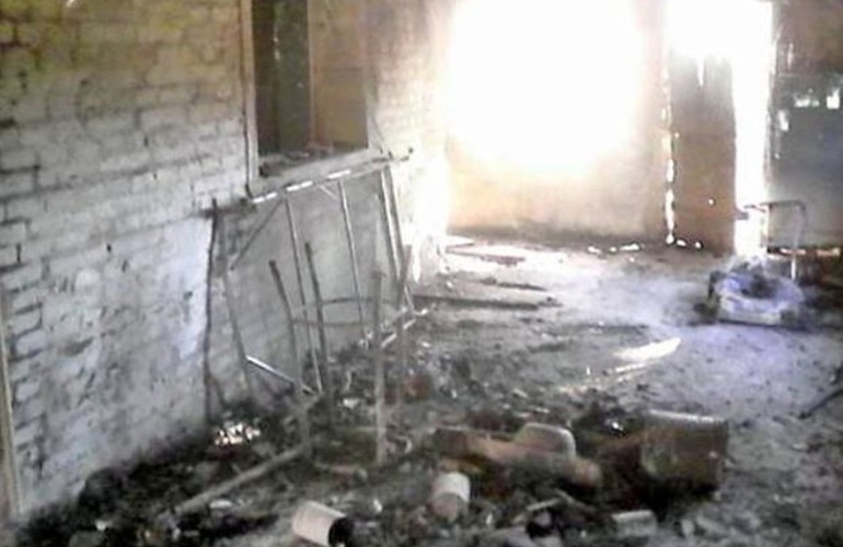En julio, como represalia por la denuncia contra la organizaci&oacute;n de una carrera, quemaron la casa del maestro que qued&oacute; totalmente destruida.