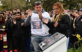 Familiares, amigos y compañeros de trabajo homenajearon a Pichón Escobar.