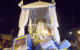 Imagen de Multitudinaria expresión de fe: la virgen pasó por Arroyo Seco