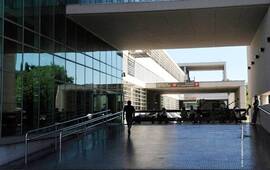 Imagen de Dos heridos de arma de fuego y otros tres atacados con cuchillos