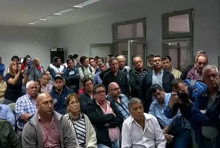 Varios sindicatos se reunieron en la sede local de la UOM.