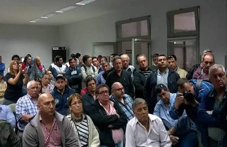 Varios sindicatos se reunieron en la sede local de la UOM.