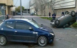 Imagen de Policía corría picada con el uniforme puesto y dejó herida a una mujer