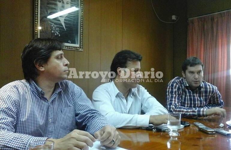 El anuncio estuvo a cargo de Rodolfo Stangoni, Mario Pérez Talamonti y Gastón Palacios.
