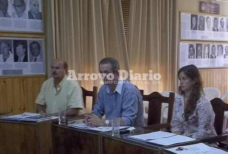 Los concejales Sánchez, Tonelli y Martini piden controles en la veda electoral. Foto: Archivo AD