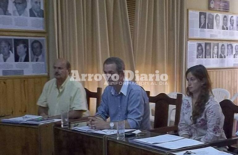 Los concejales Sánchez, Tonelli y Martini piden controles en la veda electoral. Foto: Archivo AD