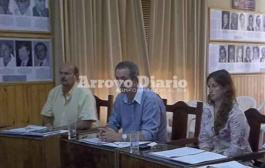 Los concejales Sánchez, Tonelli y Martini piden controles en la veda electoral. Foto: Archivo AD