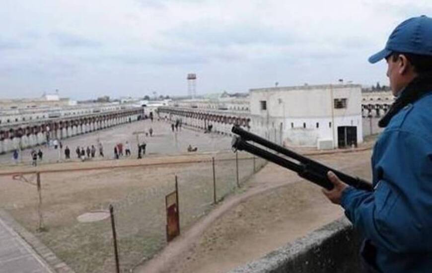 Imagen de Se hizo pasar por Oyarbide y provocó una violación