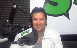 Fulvio Monti en los estudios de Radio Show 94.7. Foto: Facebook Elio Cabrera Arroyo Seco