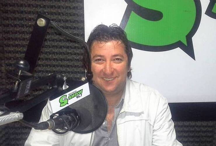 Fulvio Monti en los estudios de Radio Show 94.7. Foto: Facebook Elio Cabrera Arroyo Seco