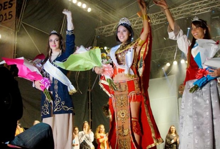 Coronación. Silva fue elegida reina entre las 22 candidatas que se presentaron en la 31º edición de la feria. Foto: Fernando Der Meguerditchian