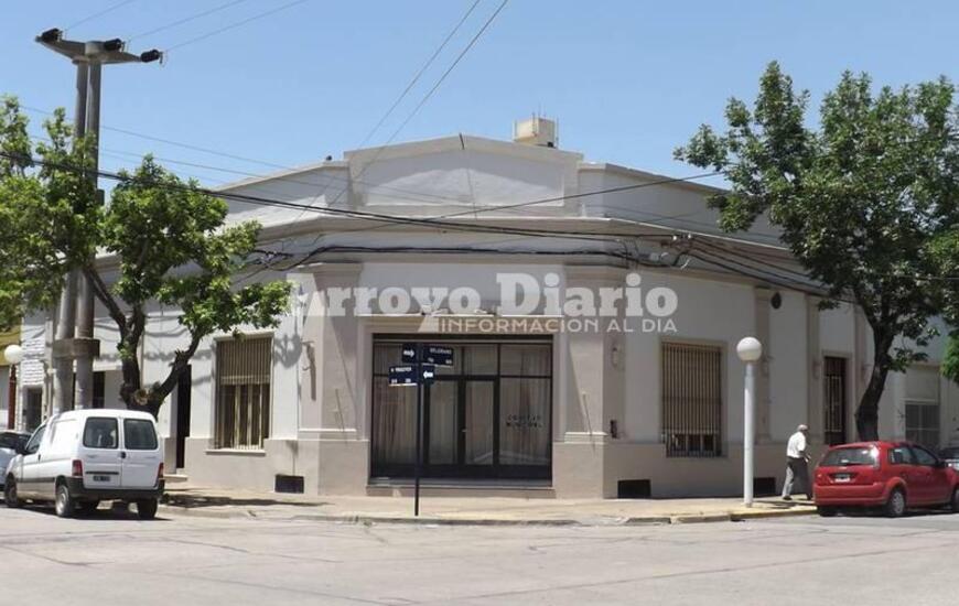 Imagen de Honorable Concejo Municipal: Sesión Ordinaria, martes 10 de noviembre de 2015