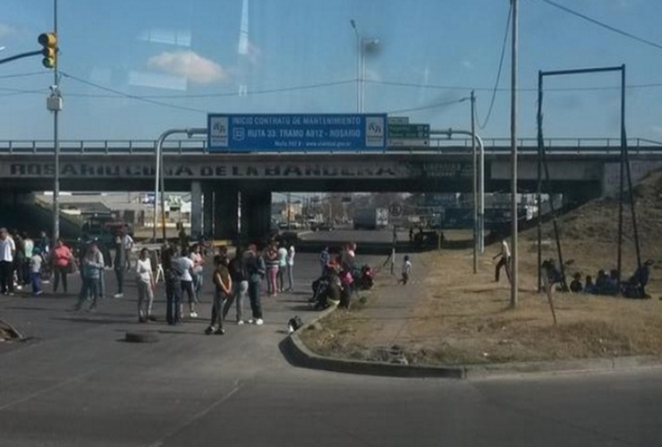 Imagen de Atención si vas a Rosario, mañana de piquetes en la ciudad.