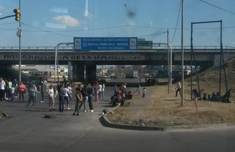 Imagen de Atención si vas a Rosario, mañana de piquetes en la ciudad.