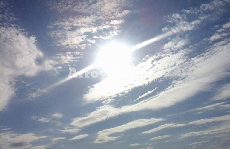 Imagen de Otro d&iacute;a a sol pleno en Arroyo Seco.