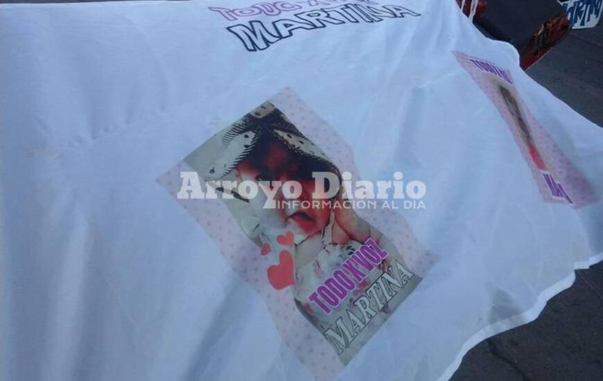 Imagen de Despu&eacute;s de 8 meses, la mam&aacute; de Martina fue recibida por el intendente