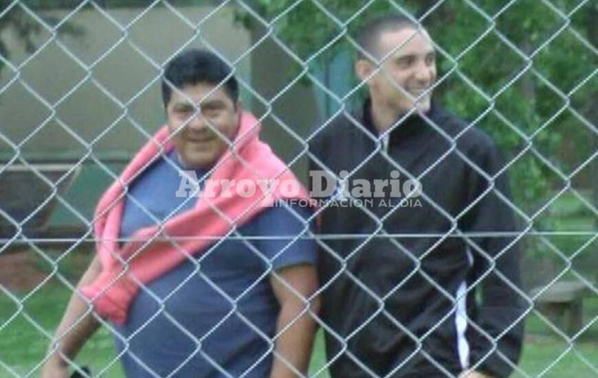 José Luís Roldán Cordinador de Árbitros y Mauricio Lespinard juez de ese partido.