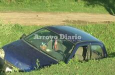 Uno de los ocupantes del rodado se qued&oacute; durmiendo en el veh&iacute;culo para cuidar del mismo.