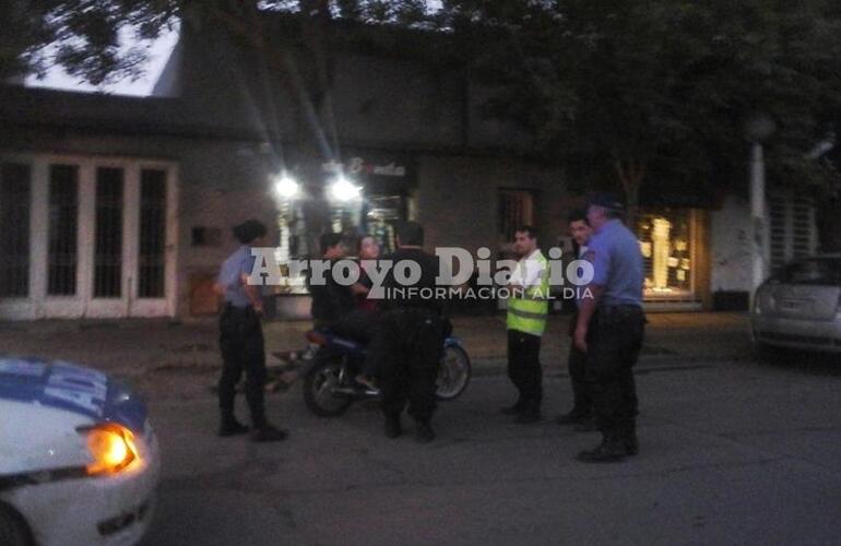 Imagen de Operativo: Se resiste a entregar su moto