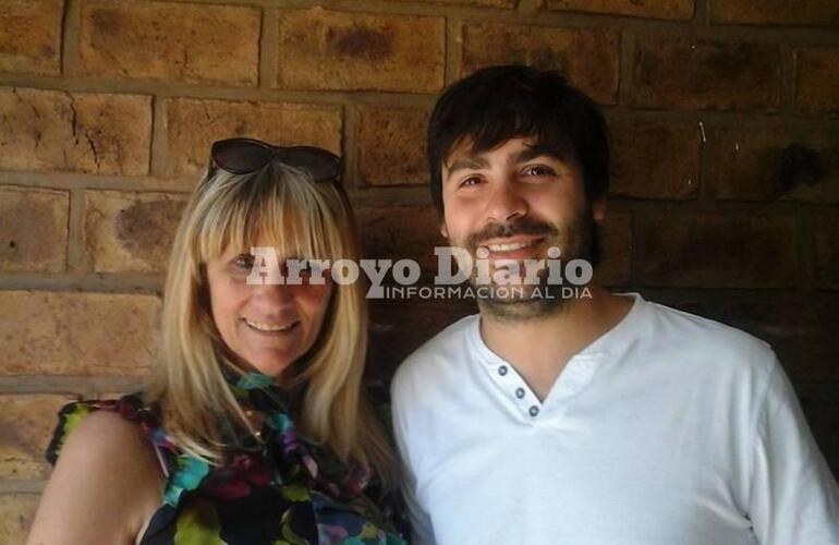 Franco De Crist&oacute;fano junto a Gabriela Carfagno, quien tambi&eacute;n formar&aacute; parte del &aacute;rea de Cultura