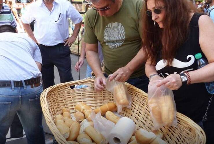 Imagen de Panaderos protestaron por el aumento de la harina