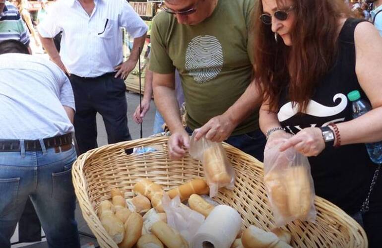 Imagen de Panaderos protestaron por el aumento de la harina