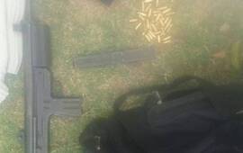 El armamento secuestrado. Foto vía Twitter @hernanfunes